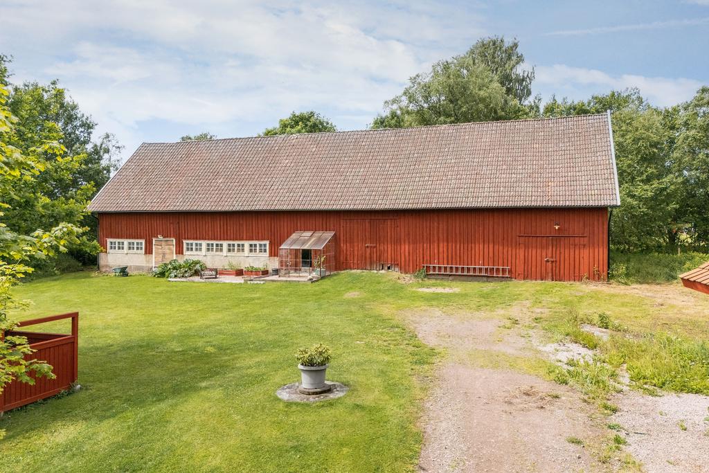 Ladugården