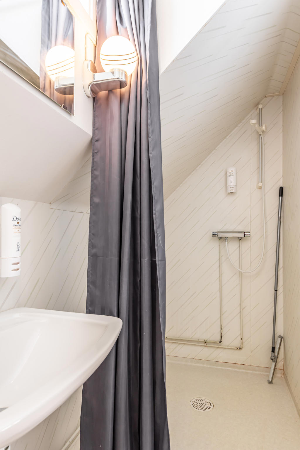 Badrum hotellrum 10