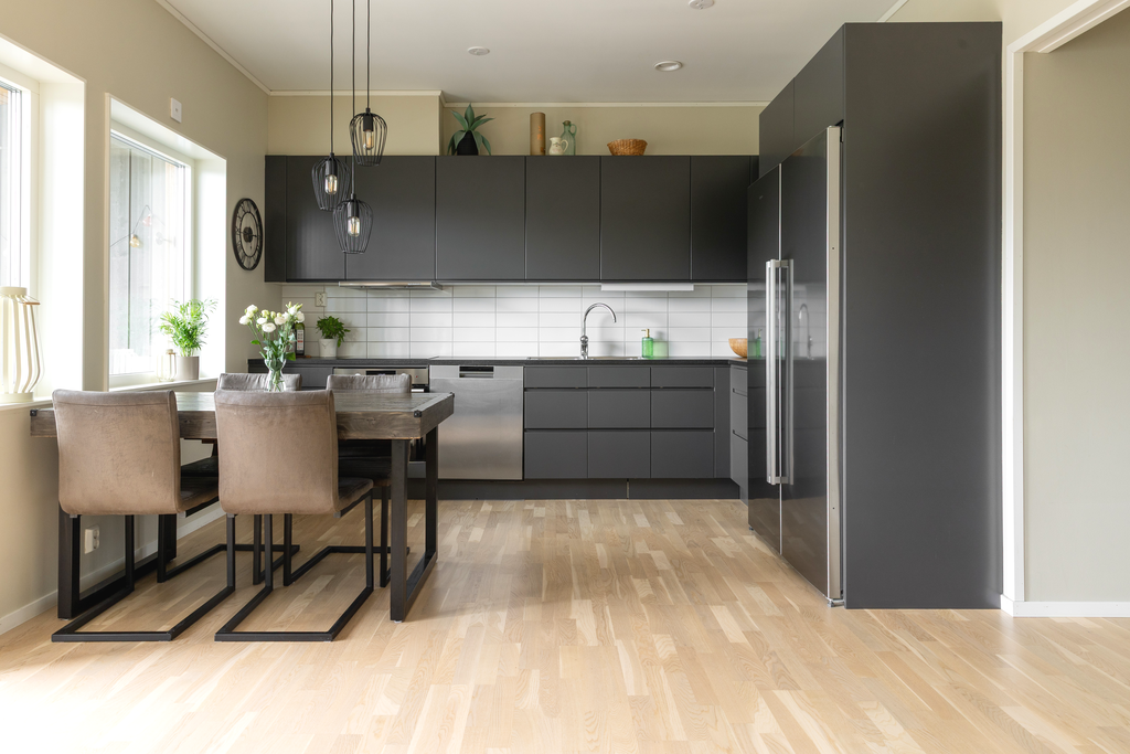 Kök från Marbodal med gott om utrymme och förvaring.