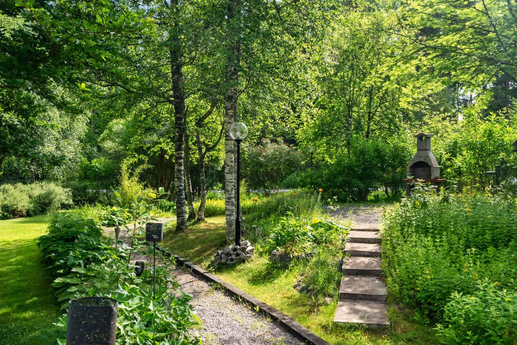 Underbar trädgård