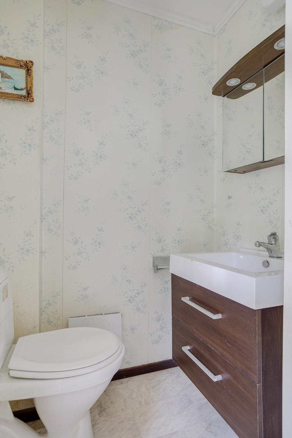Toalett. Bottenplan Hus 1