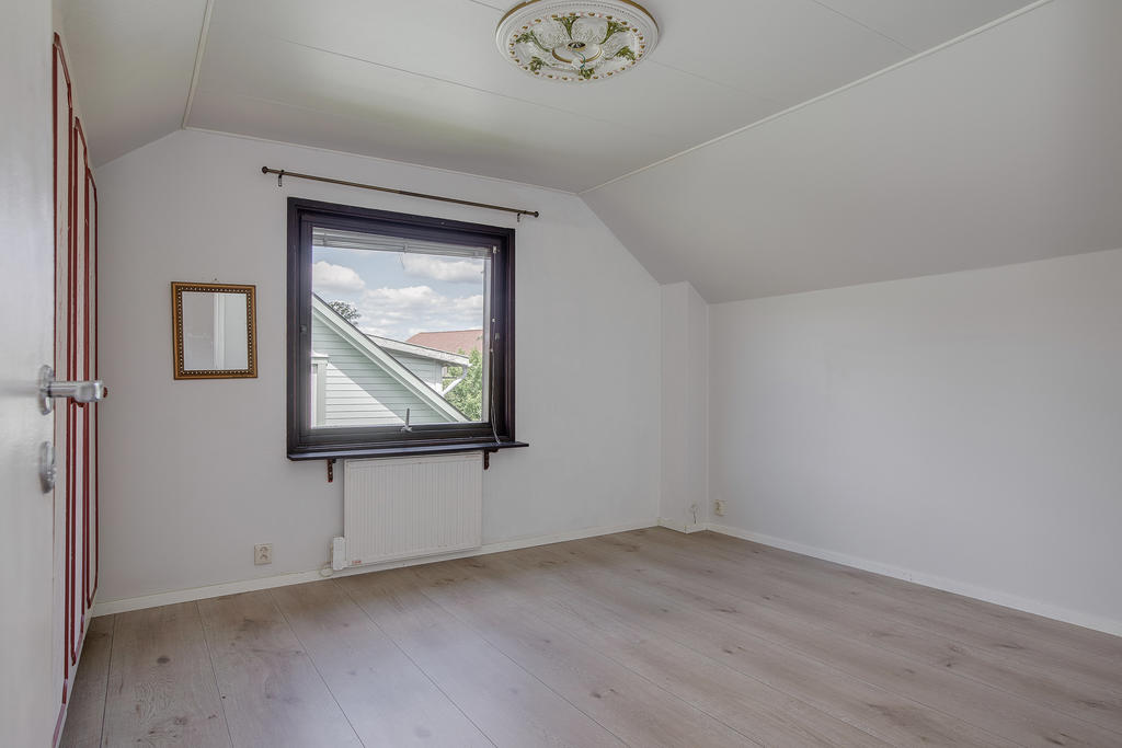 Sovrum. Övre plan. Hus 1