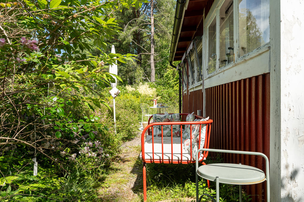 Sittplatser på framsidan av huset
