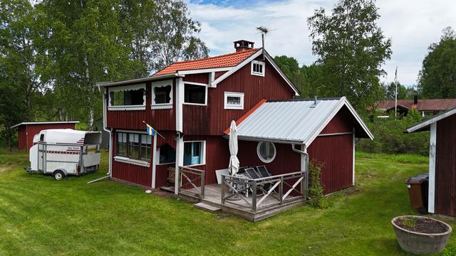 Välkommen till Nedre Gärdsjö Knusloksgatu 3!