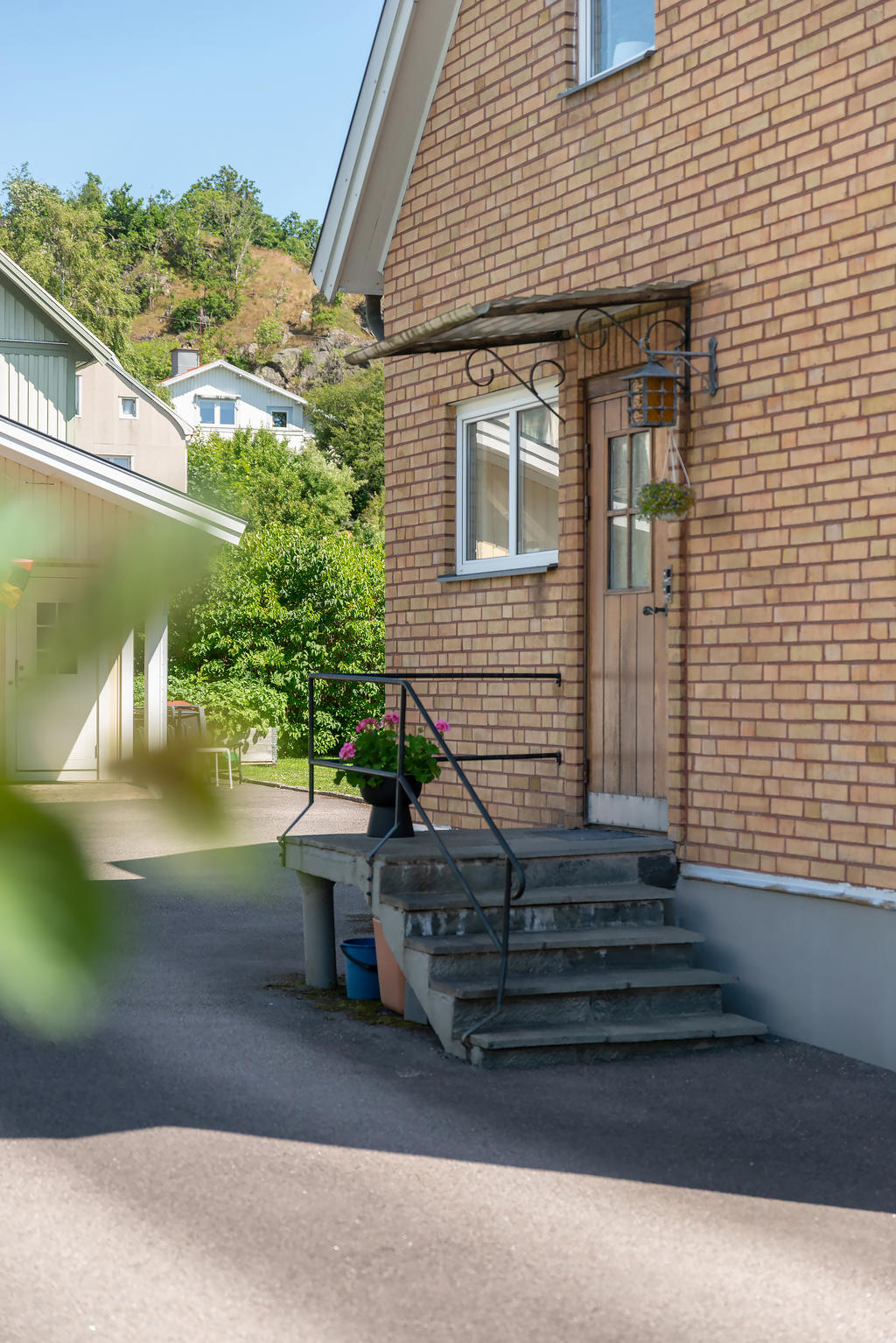 Välkomnande entré