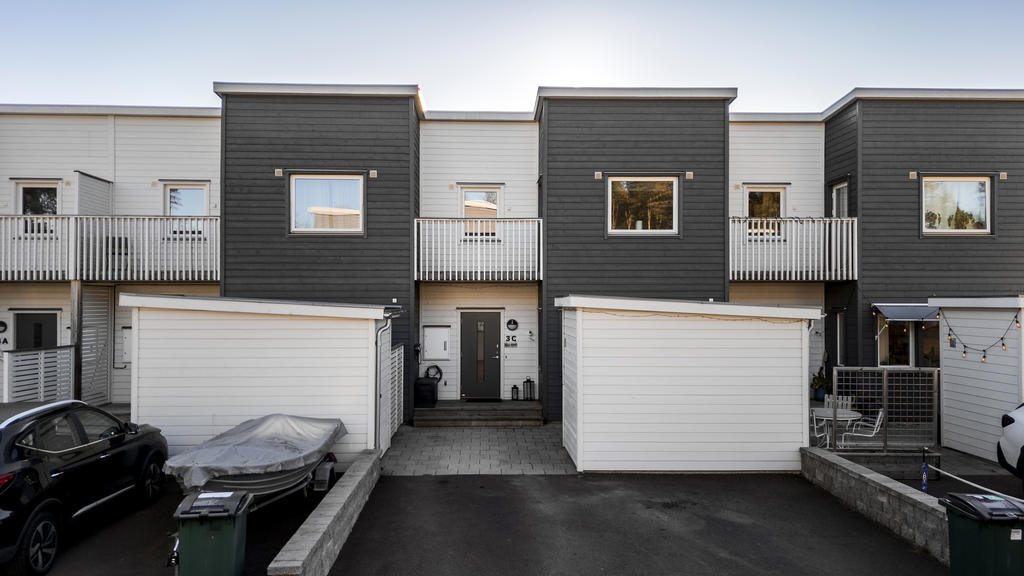 Välkomna till Tallmarksgatan 3C