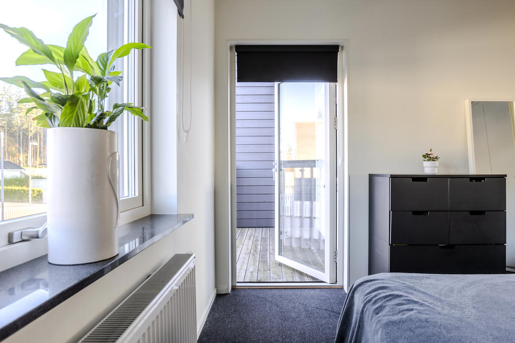 Sovrum 2 med utgång till balkongen