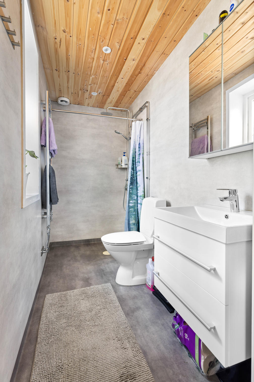 Renoverat badrum från 2024.