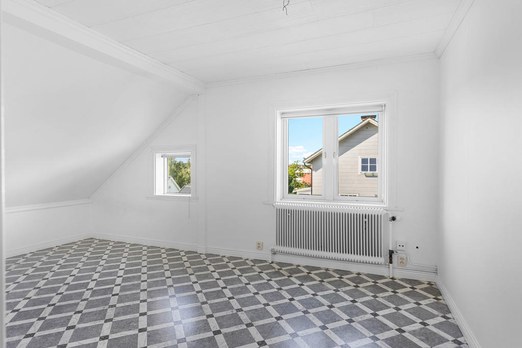 ÖV: Sovrum 4. 