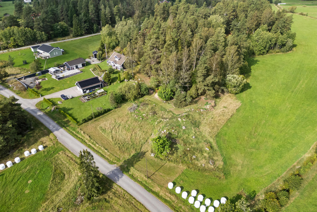 Tomt Riala-Ekeby 53