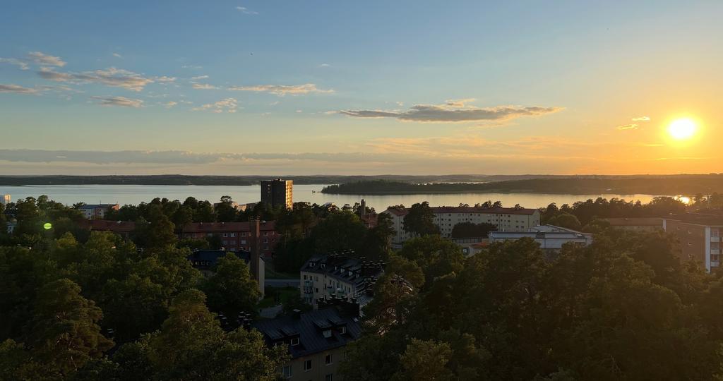 Säljarens egna bilder - vy från balkongen.