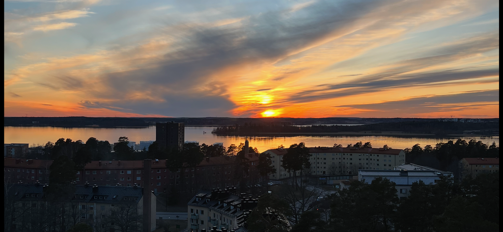 Säljarens egna bilder - vy från balkongen.