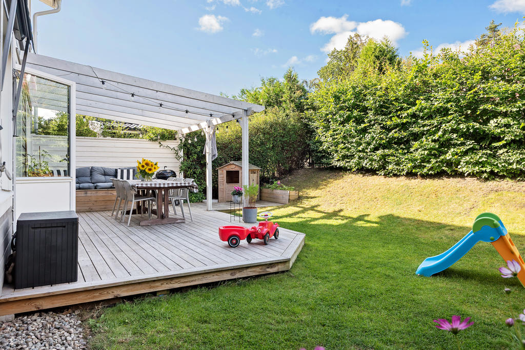 Lagom stor plats för umgänge utomhus