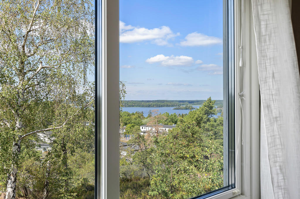 Utsikt från sovrum 2