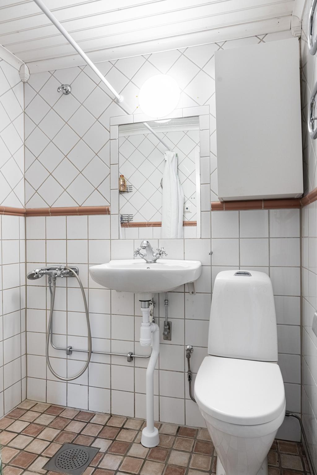 Wc/dusch på entrévåningen