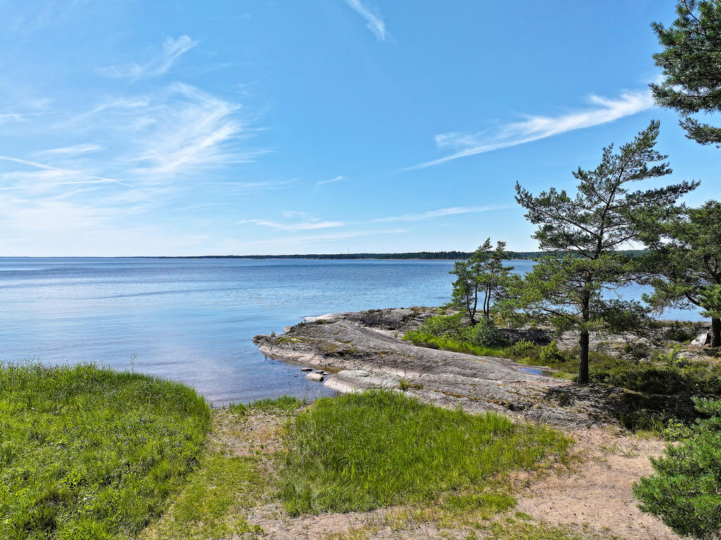 Fina badmöjilgheter strax nedanför stugan