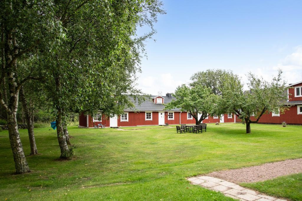 Möjligheterna är oändliga på Olofsbo 140 – här skulle man även kunna anlägga en gemensam grillplats. 