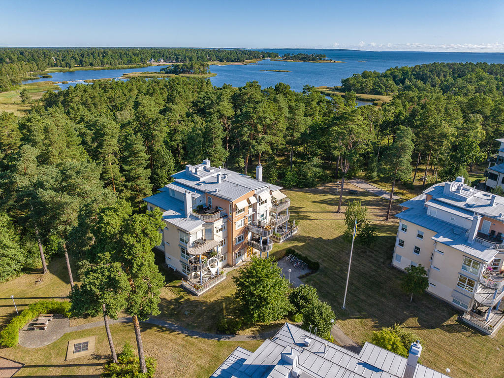 Här ser man lägenhetens fina läge i området