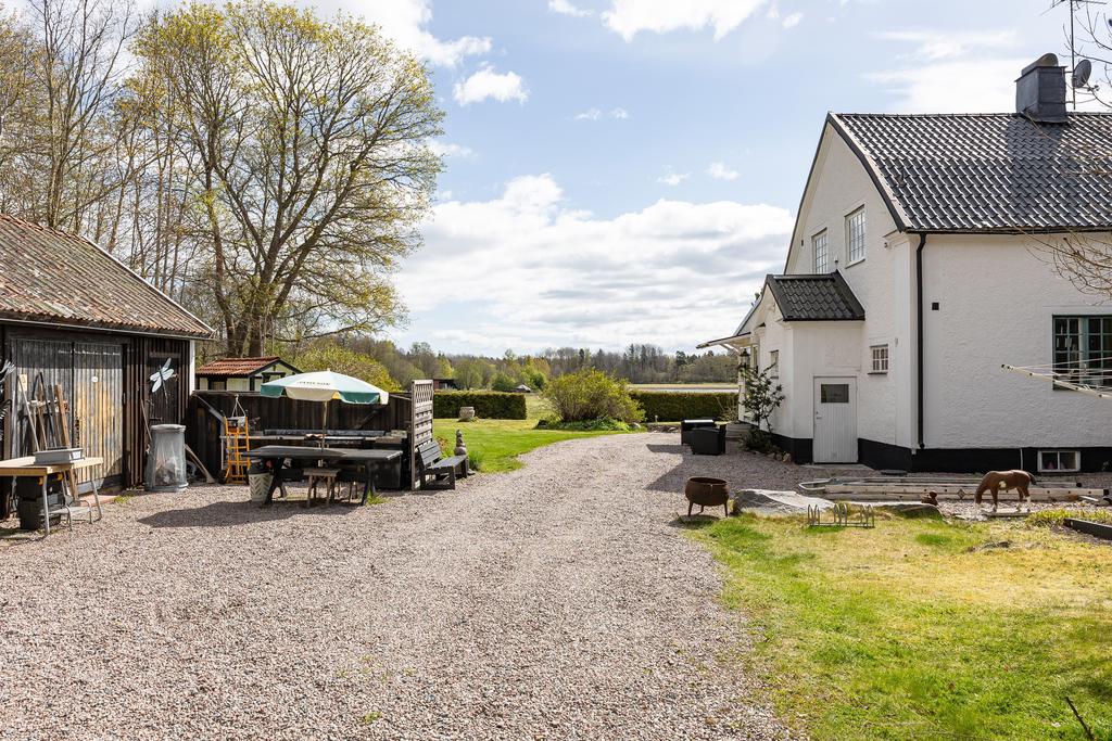 Garage/verkstad/huset