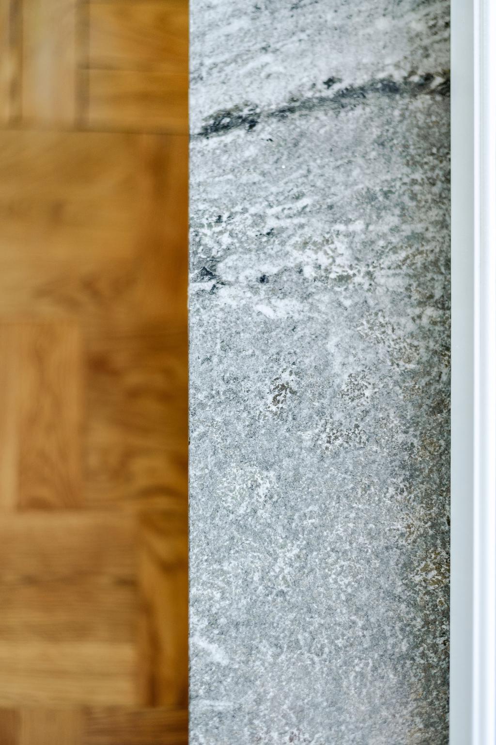 Detaljbild fönsterbräda. 