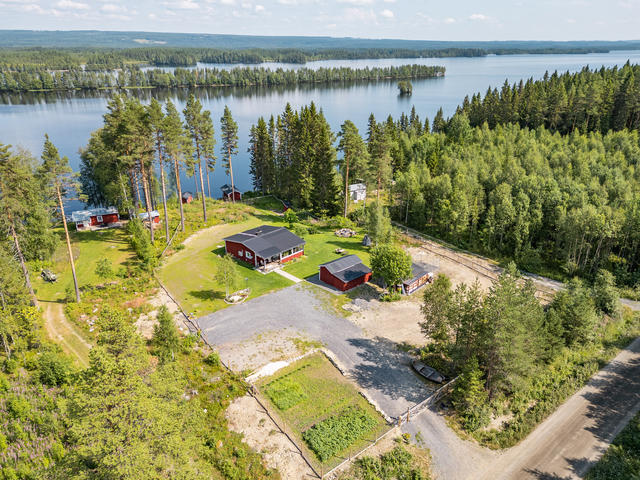 Välkommen till vackra Fjäl 296!