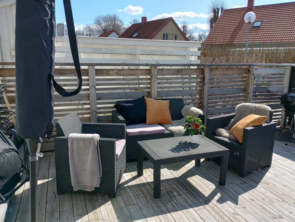 Uteplatsen på våren (foto: privat)