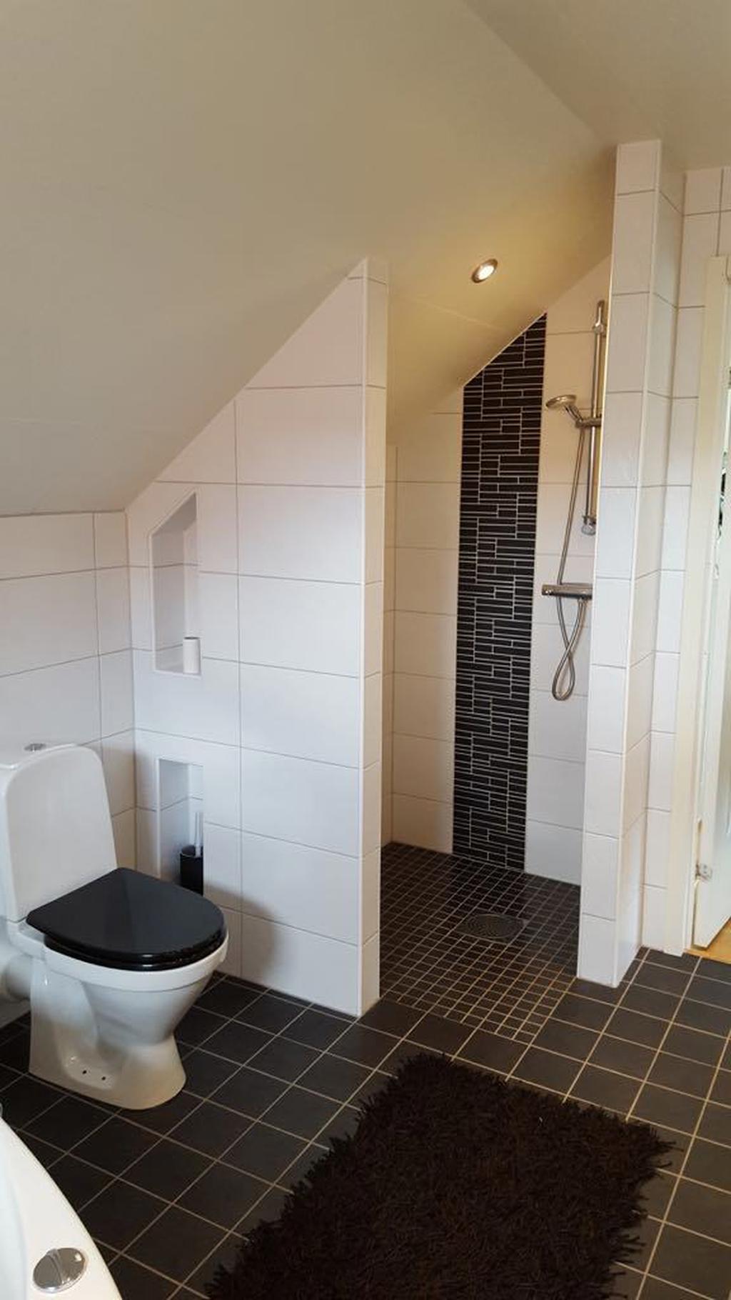 Säljarnas egna bilder.