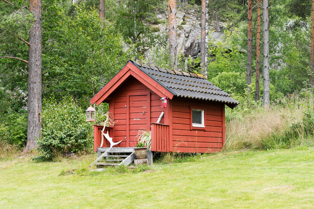 Lekstuga/uthus om cirka 5 kvm.