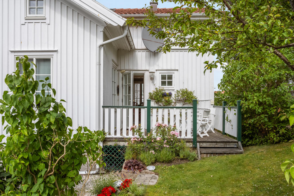 Härifrån nås trädgården