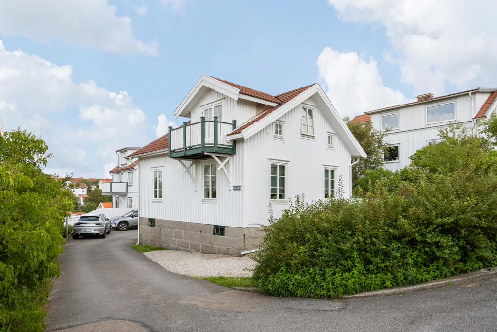 Välkommen till Bergsgatan 2 på Tjuvsund