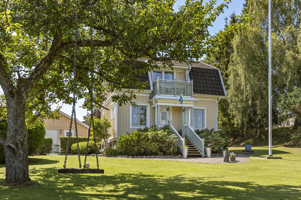 Härligt grönskande trädgård! 