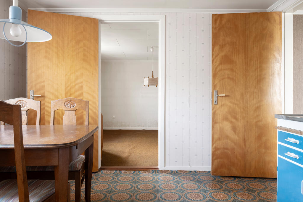Vidare till allrum/sovrum entréplan