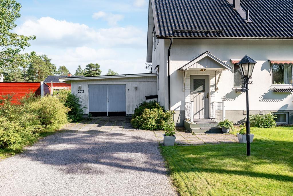 Vidbyggt varmgarage