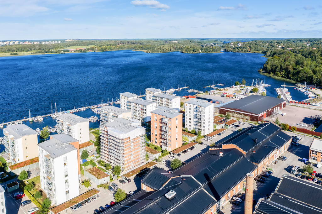 Vackra Bolinder Strand med Mälaren som granne.