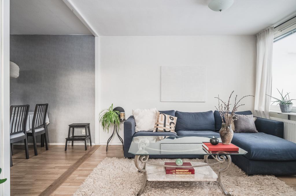 Soffhörna och matplats intill