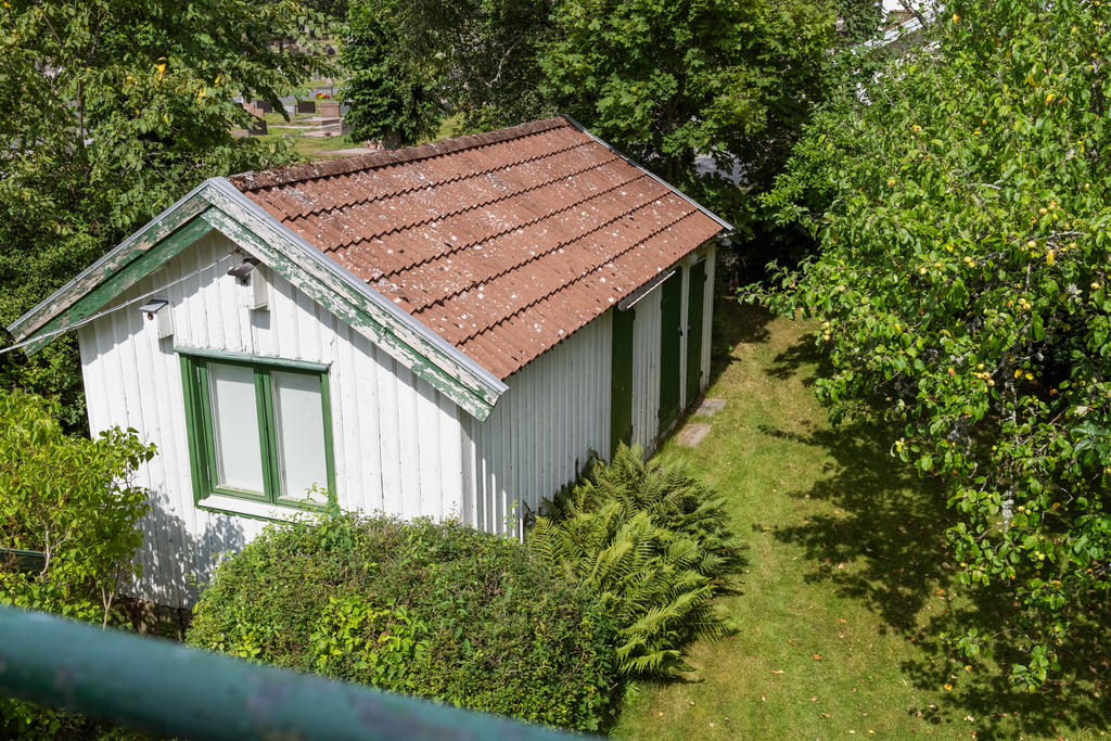 Gästbod/förråd.