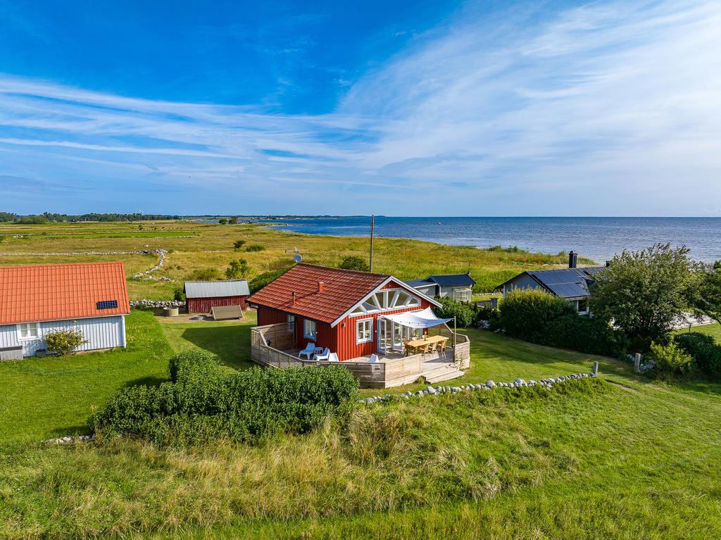 Varmt välkommen till denna härliga sommardröm vid havet!