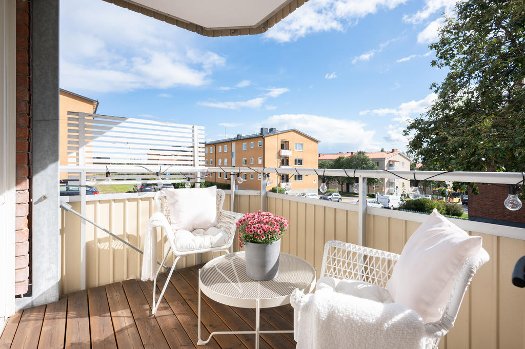 Balkong i härligt solläge
