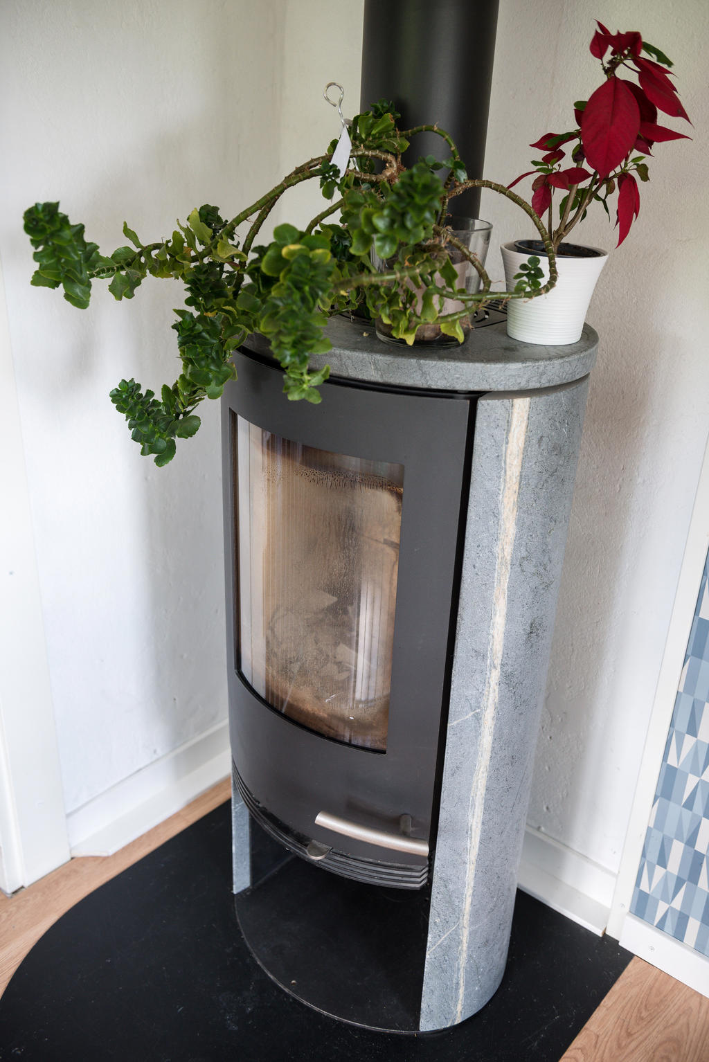 Kamin. 