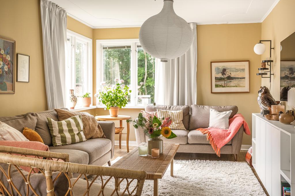 Härligt ljusinsläpp med fönster från två håll