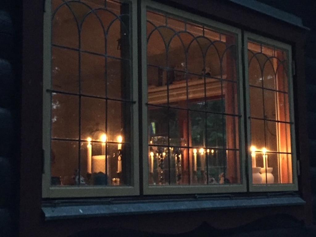 Höstmys i stugan. Säljarens egen bild.