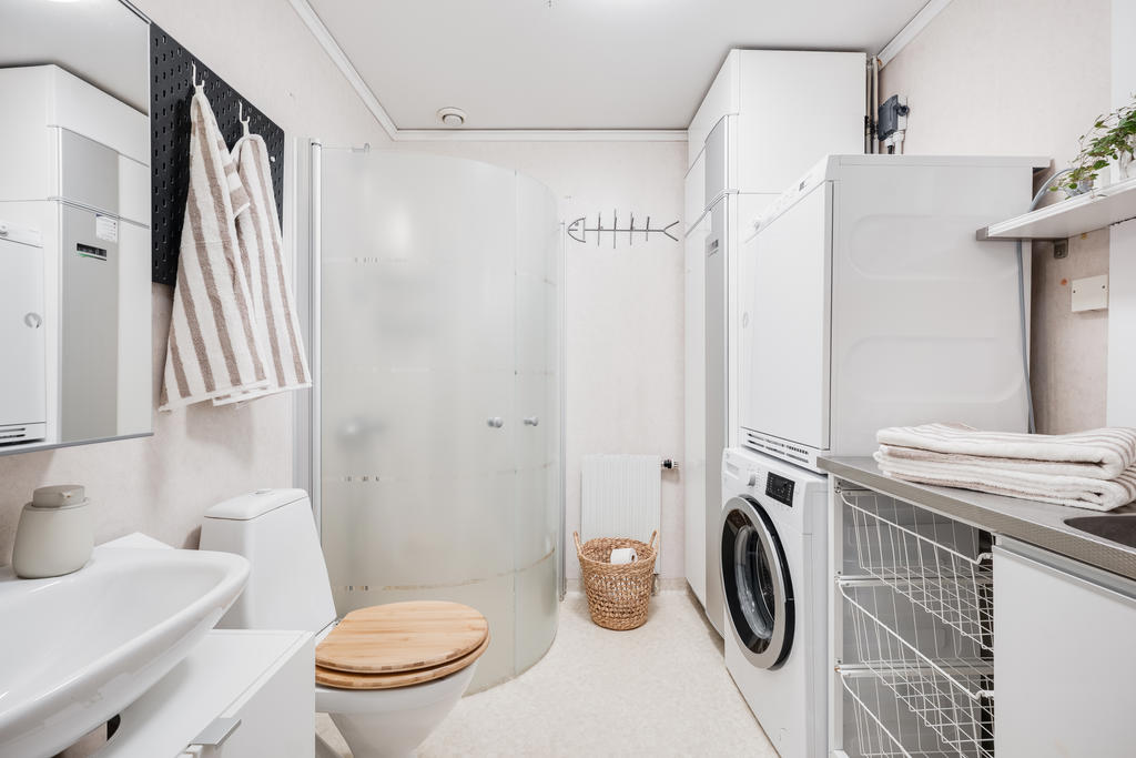 Badrum (entrévåning)