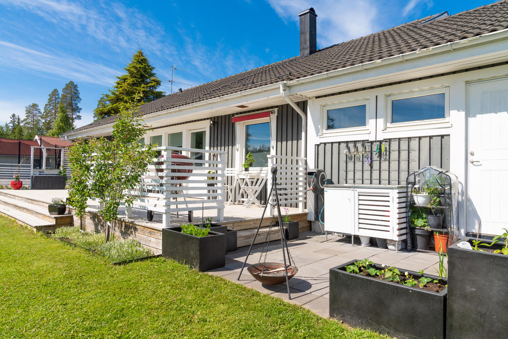 Denna bild är fotad innan huset målades om (2022)