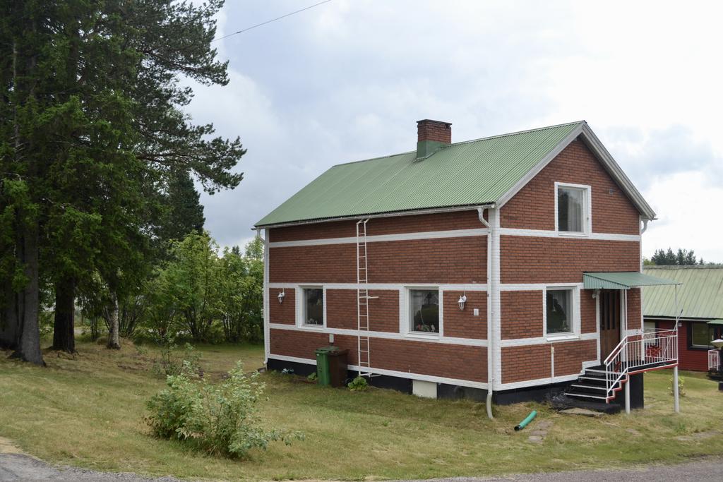 Hus 1