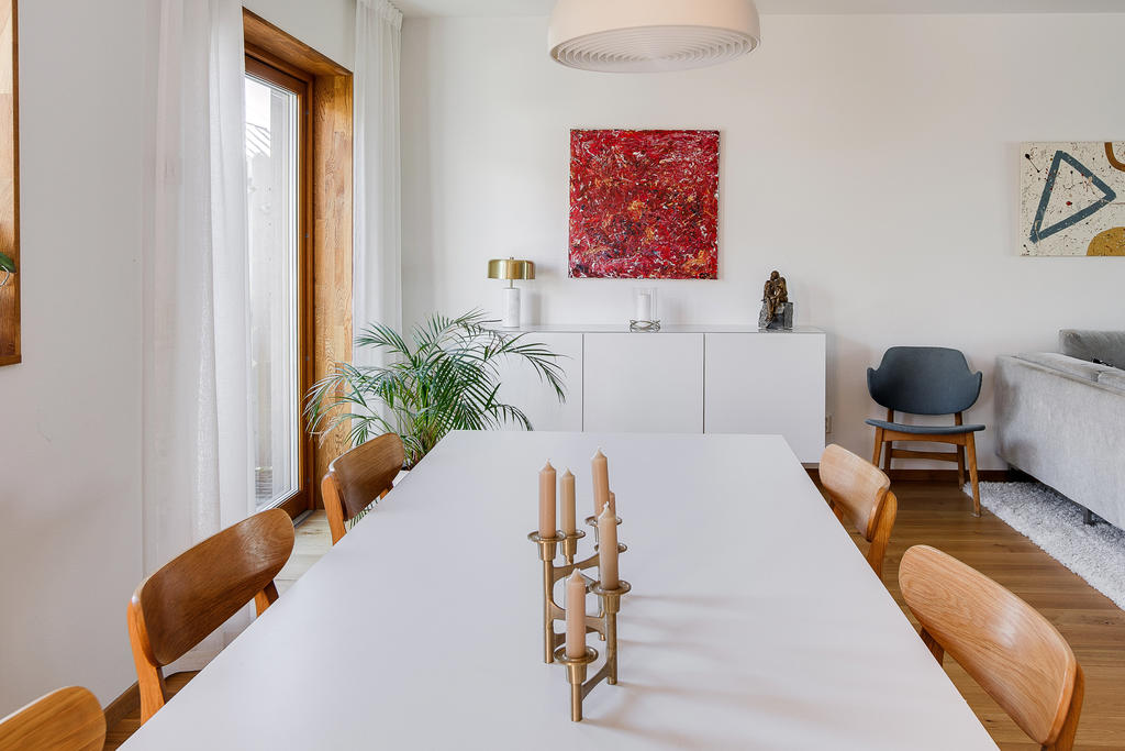 Matplats med gott om plats 