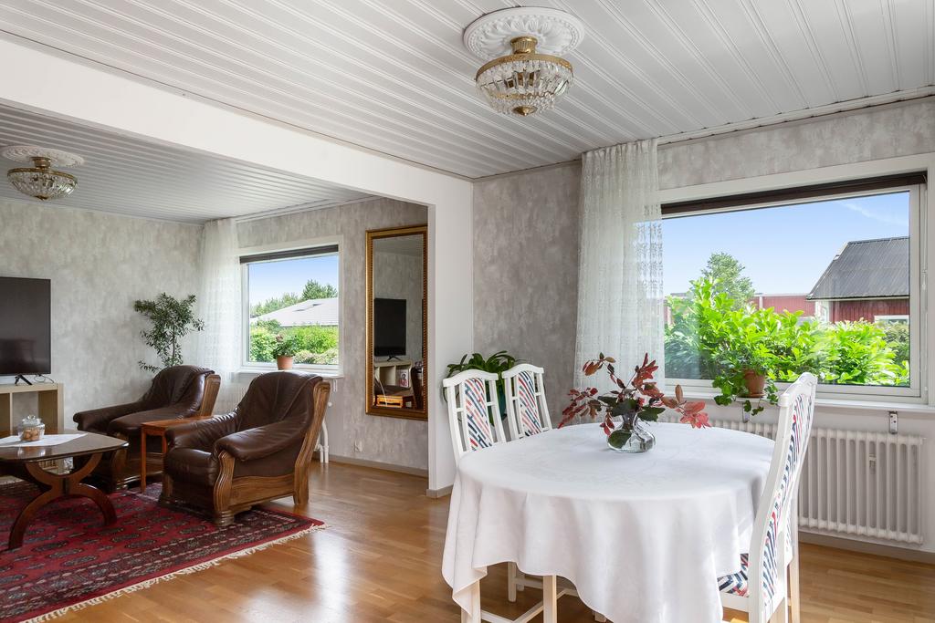 Vardagsrum och matsal