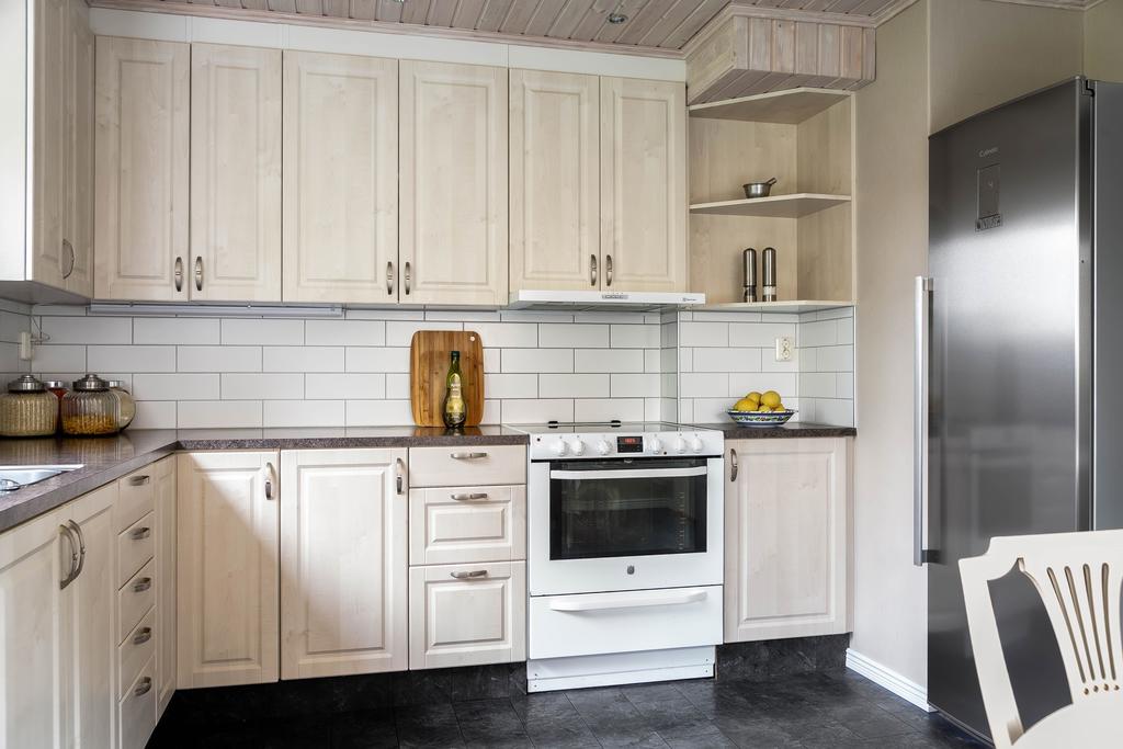 Köket är renoverat med köksluckor ifrån NordDesign