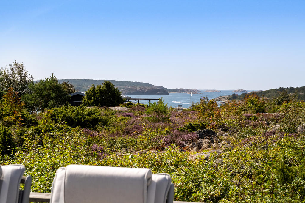 Underbar havsutsikt från den härliga terrassen!