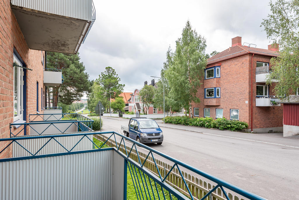 Vy mot Trädgårdsvägen!