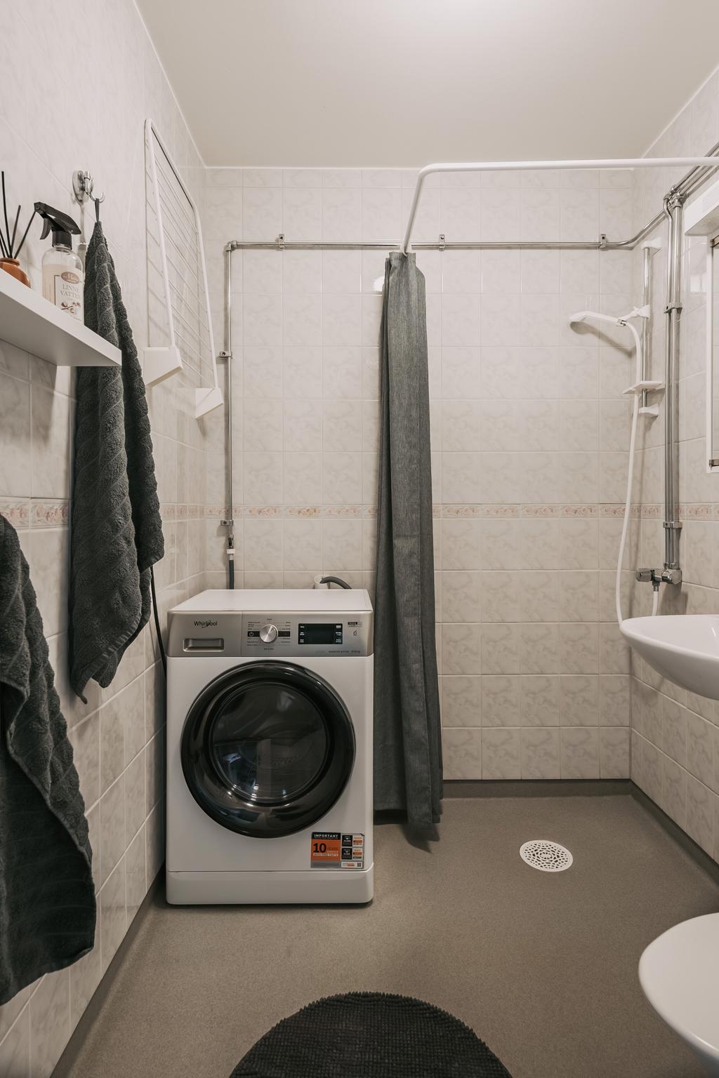 Badrum med kombinerad tvättmaskin/torktumlare